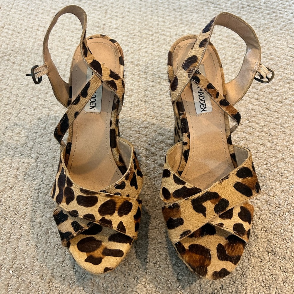 HERS - Steve Madden cheetah wedge heels (great condition)